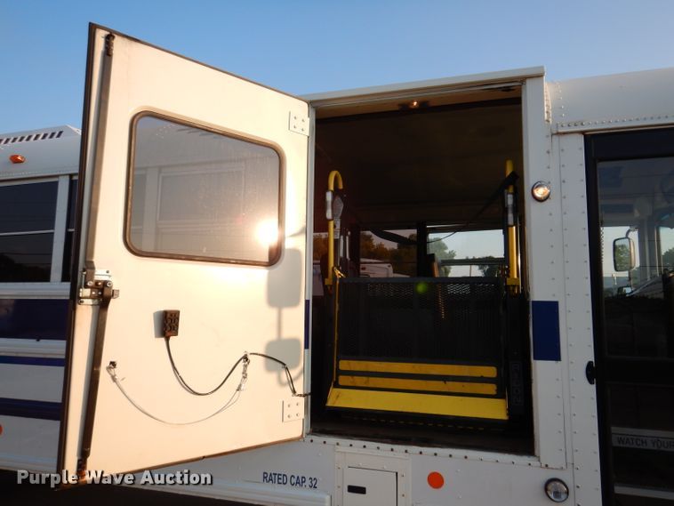 image for item IN9859 2018 International 3000  school bus