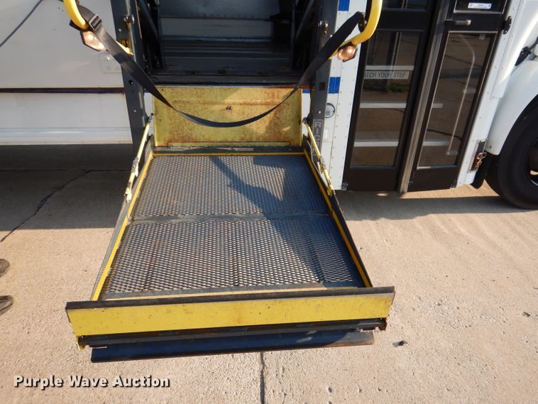 image for item IN9860 2015 International 3000  school bus