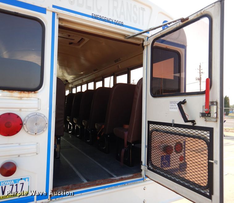 image for item IN9860 2015 International 3000  school bus