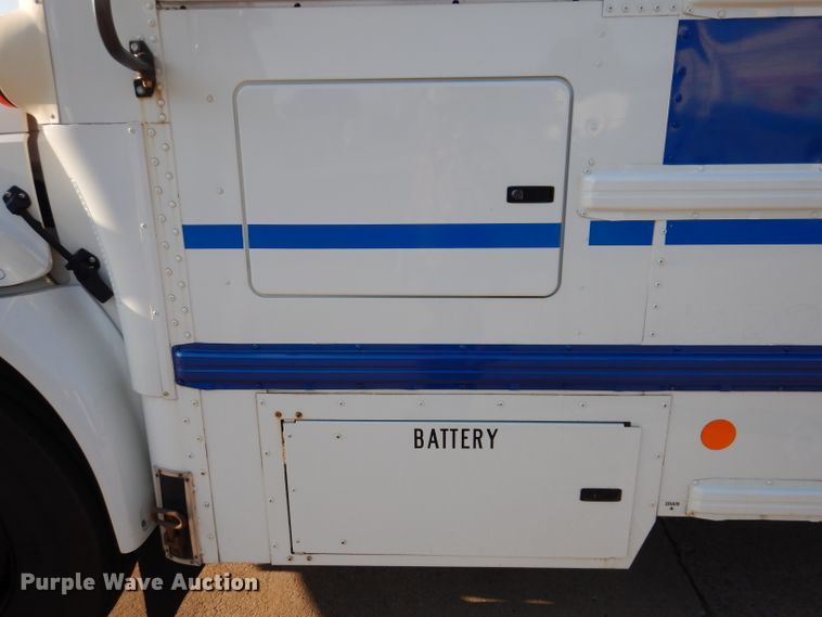 image for item IN9860 2015 International 3000  school bus