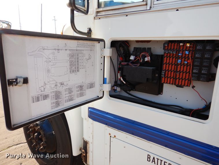 image for item IN9860 2015 International 3000  school bus