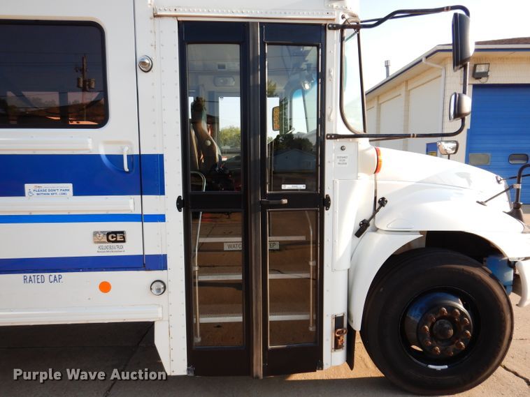 image for item IN9860 2015 International 3000  school bus