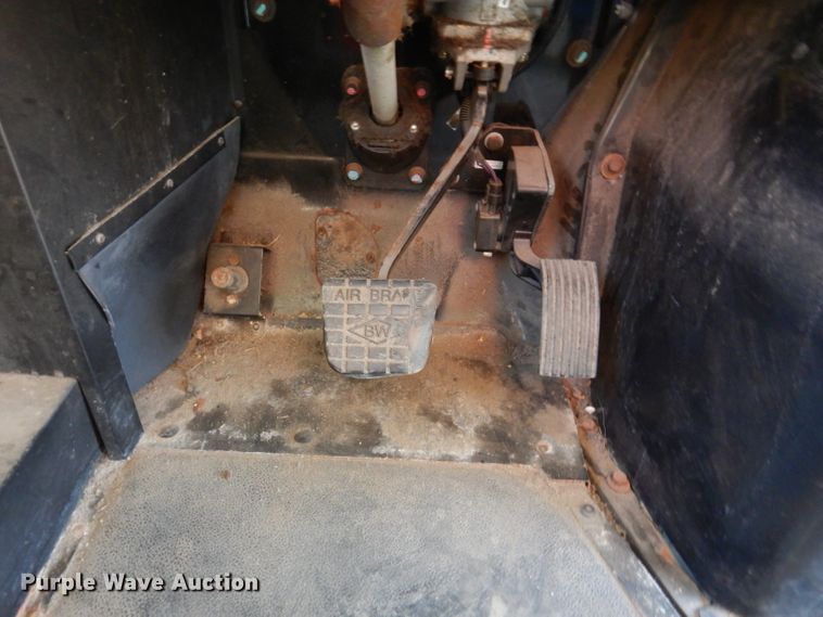 image for item IN9860 2015 International 3000  school bus