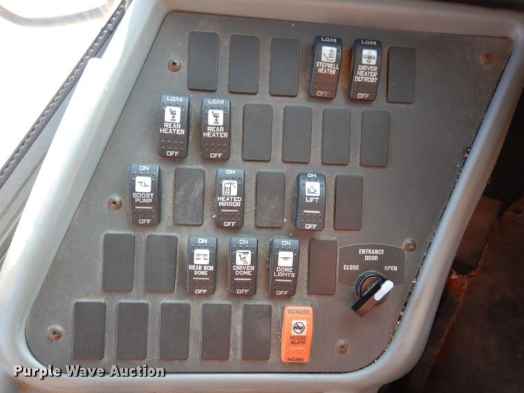 image for item IN9860 2015 International 3000  school bus