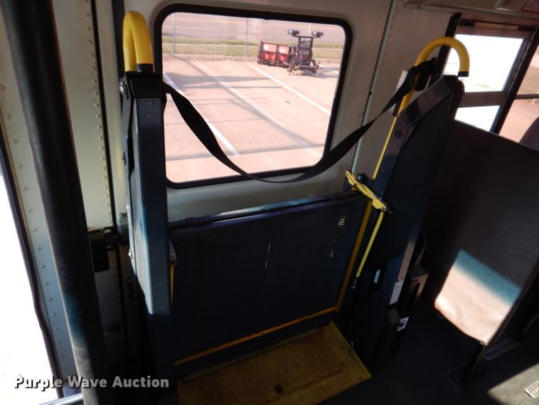 image for item IN9860 2015 International 3000  school bus