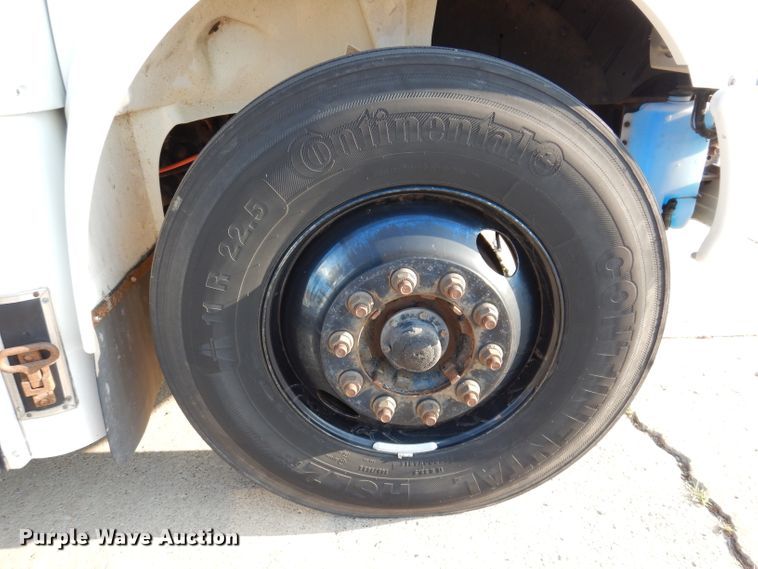 image for item IN9860 2015 International 3000  school bus