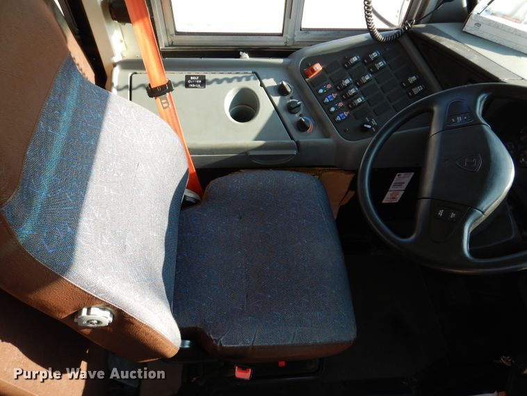 image for item IN9861 2018 International 3000  school bus