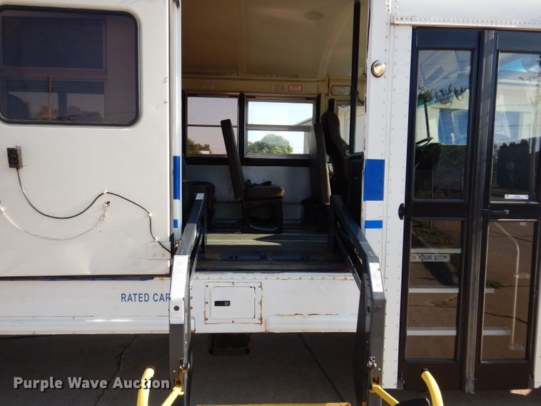 image for item IN9862 2016 International 3000  school bus