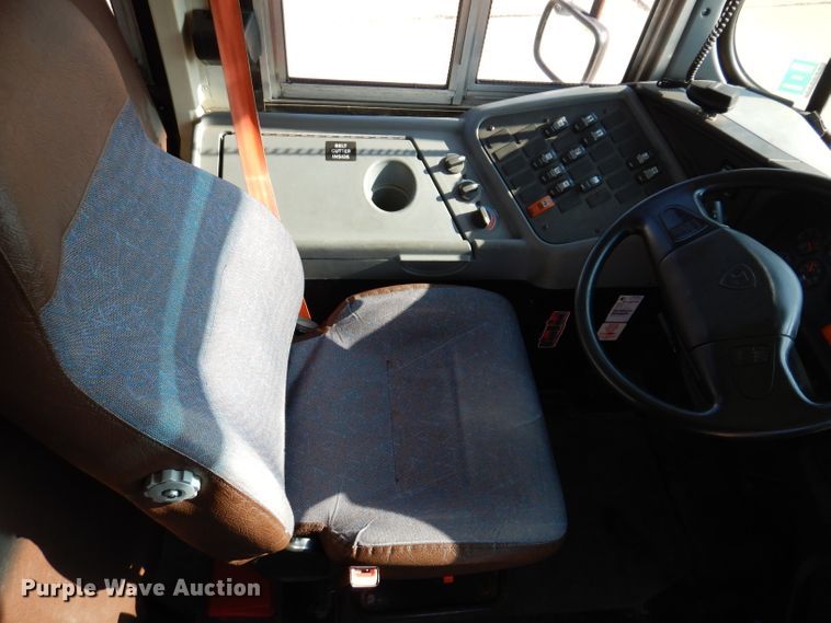 image for item IN9862 2016 International 3000  school bus