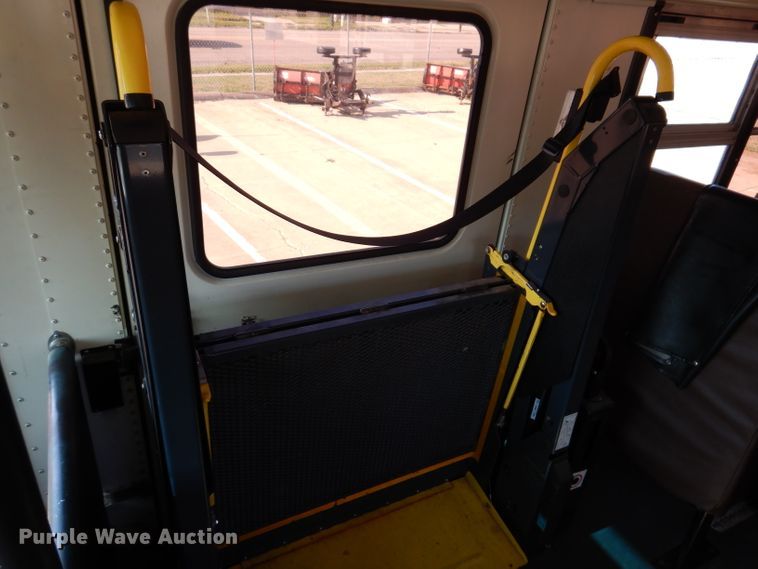 image for item IN9862 2016 International 3000  school bus