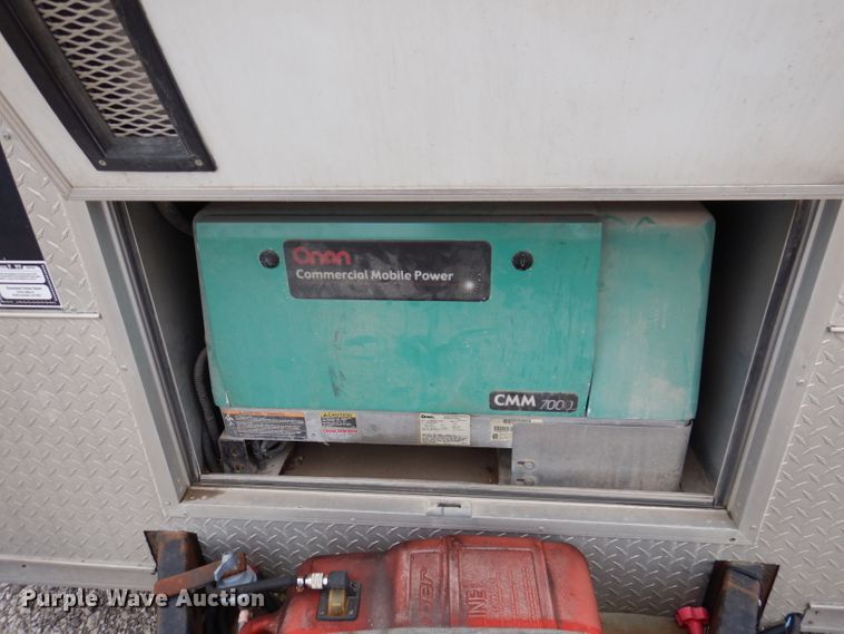 image for item IN9894 2006 Pace CQ851TA2  enclosed cargo trailer