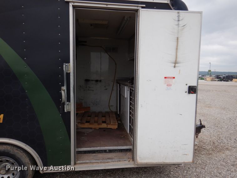 image for item IN9894 2006 Pace CQ851TA2  enclosed cargo trailer