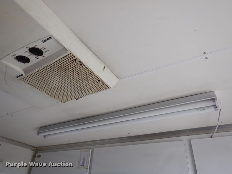 image for item IN9894 2006 Pace CQ851TA2  enclosed cargo trailer