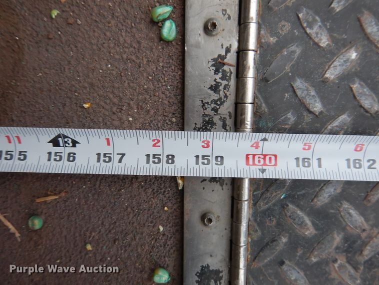 image for item IN9894 2006 Pace CQ851TA2  enclosed cargo trailer