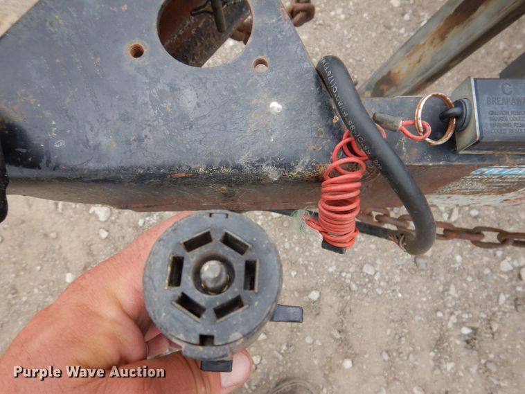 image for item IN9896 2011 H&H UF162  utility trailer