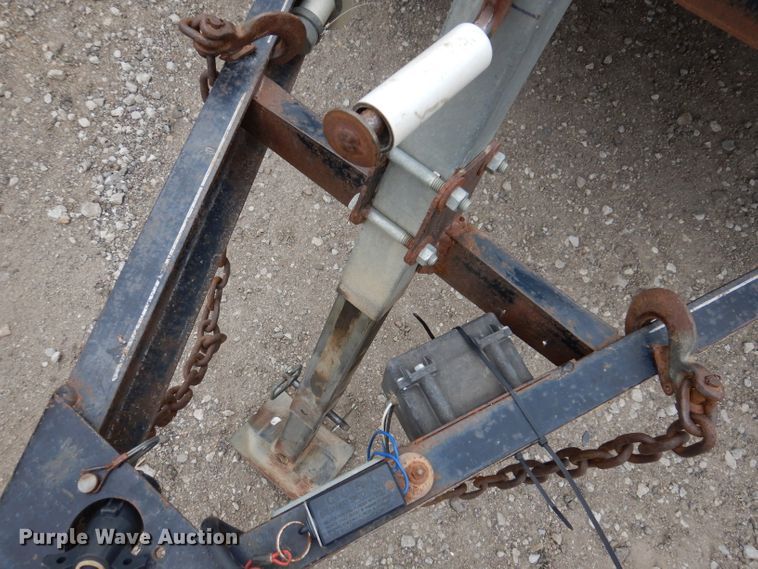 image for item IN9896 2011 H&H UF162  utility trailer