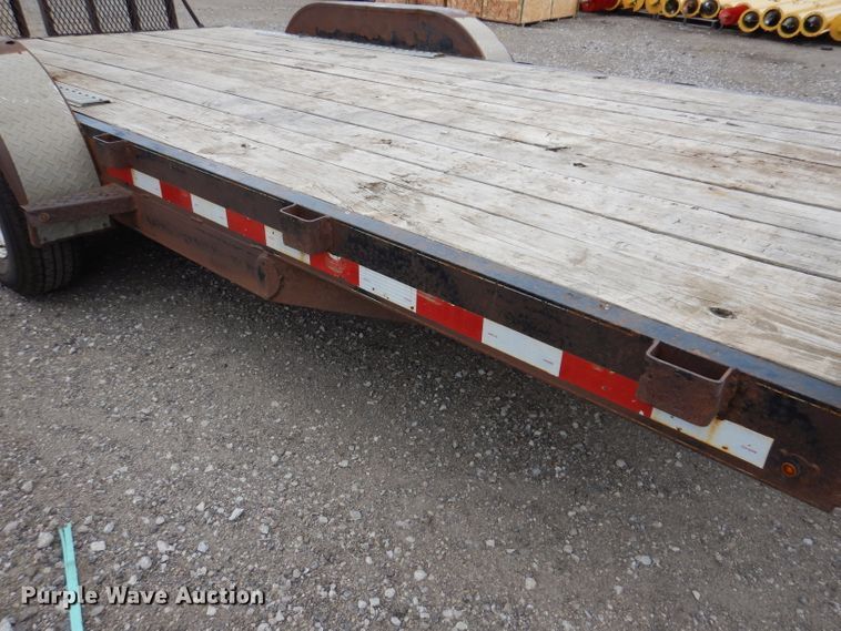 image for item IN9896 2011 H&H UF162  utility trailer