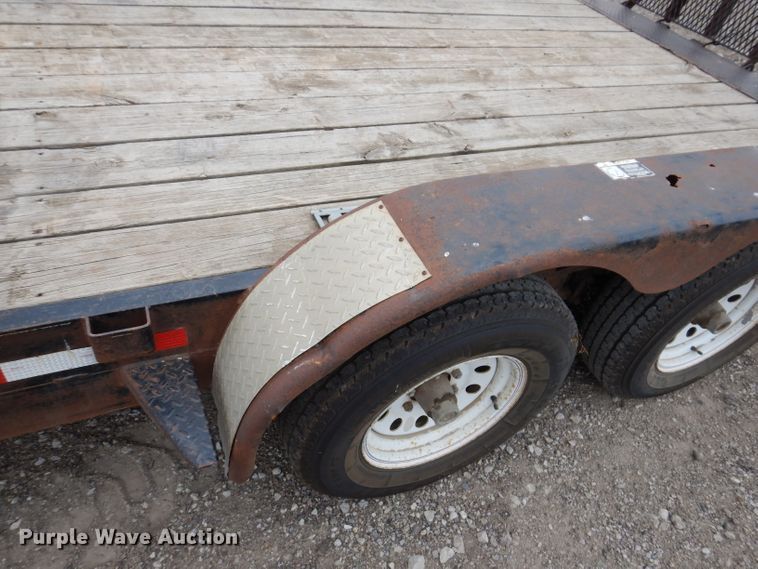 image for item IN9896 2011 H&H UF162  utility trailer