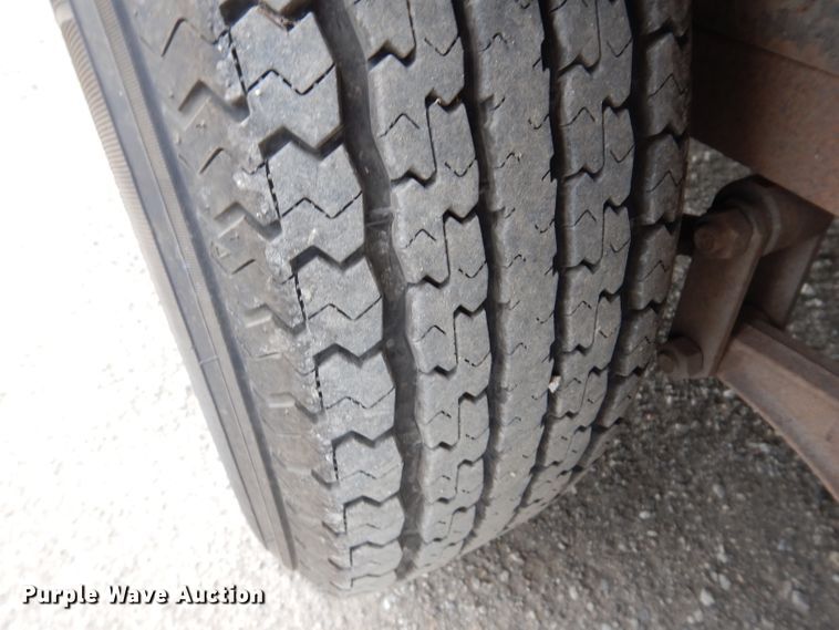 image for item IN9896 2011 H&H UF162  utility trailer