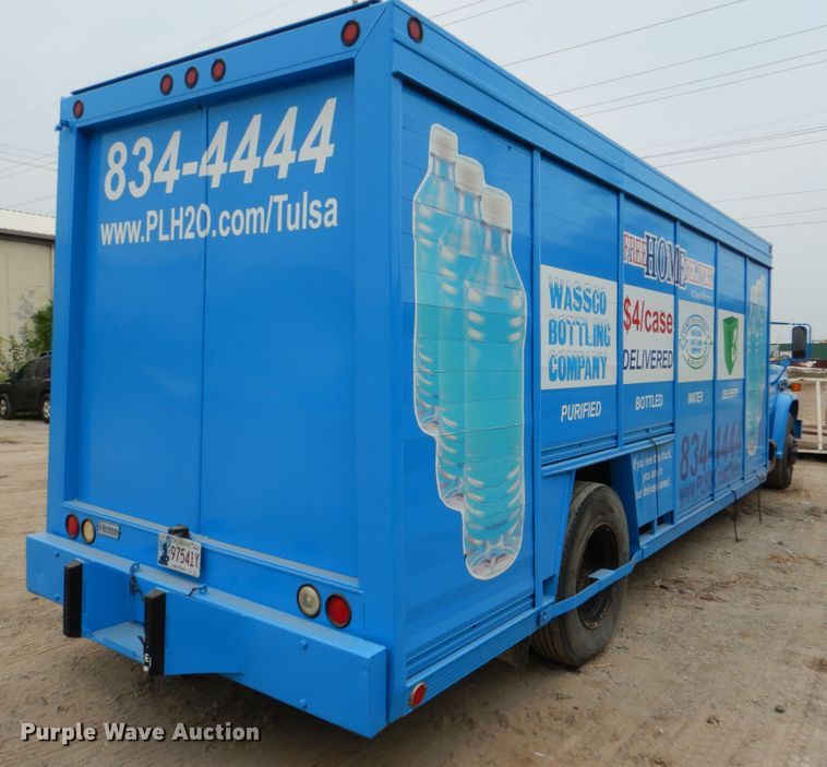 image for item IR9060 1985 GMC C7500  box truck