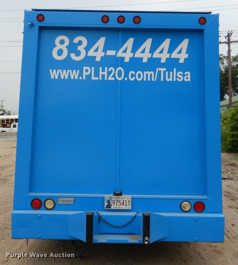 image for item IR9060 1985 GMC C7500  box truck