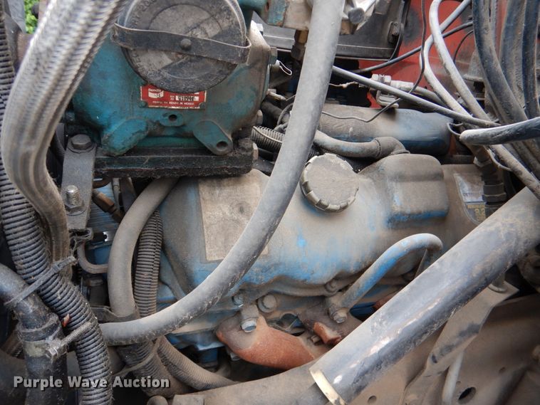 image for item IR9060 1985 GMC C7500  box truck