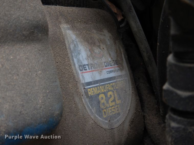 image for item IR9060 1985 GMC C7500  box truck