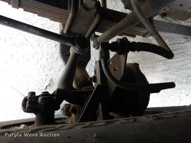 image for item IR9060 1985 GMC C7500  box truck