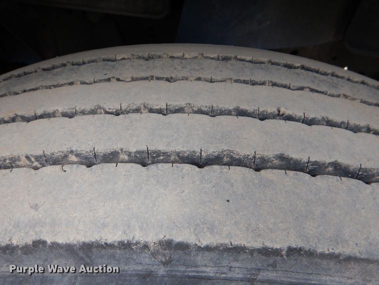 image for item IR9060 1985 GMC C7500  box truck