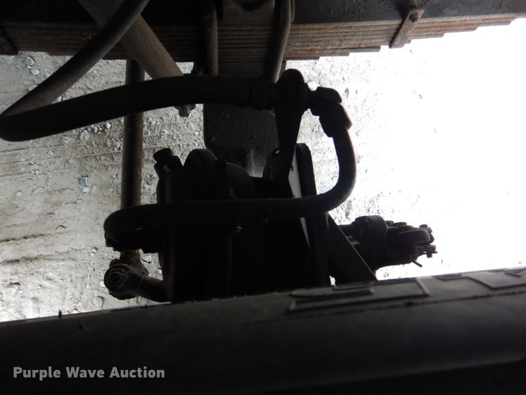 image for item IR9060 1985 GMC C7500  box truck