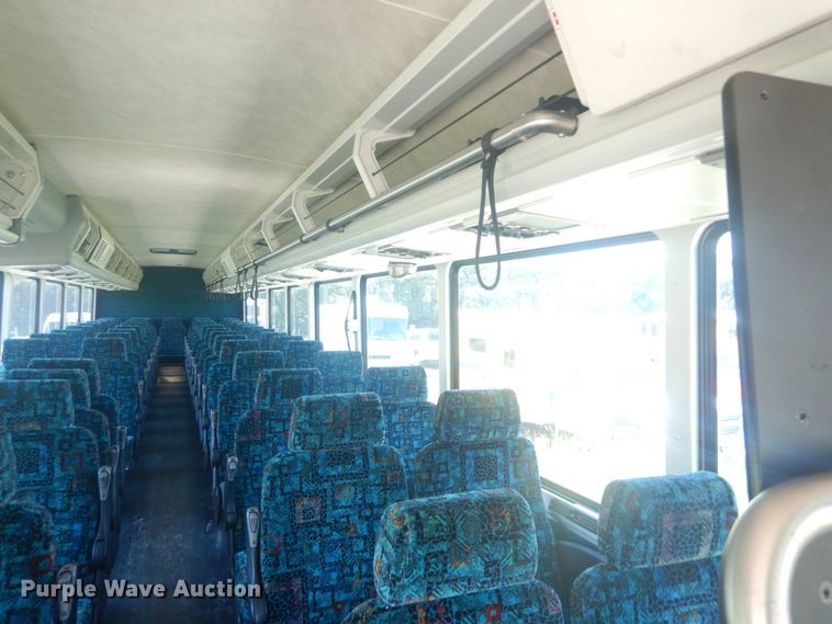 image for item IT9110 2007 MCI 102-DL3  coach bus