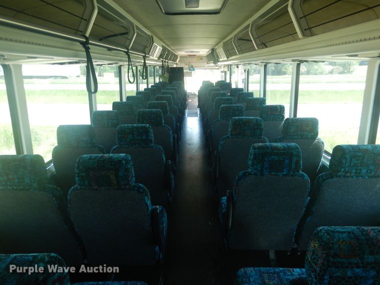 image for item IT9110 2007 MCI 102-DL3  coach bus