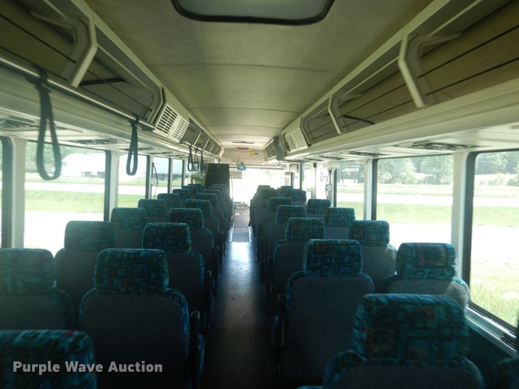 image for item IT9110 2007 MCI 102-DL3  coach bus