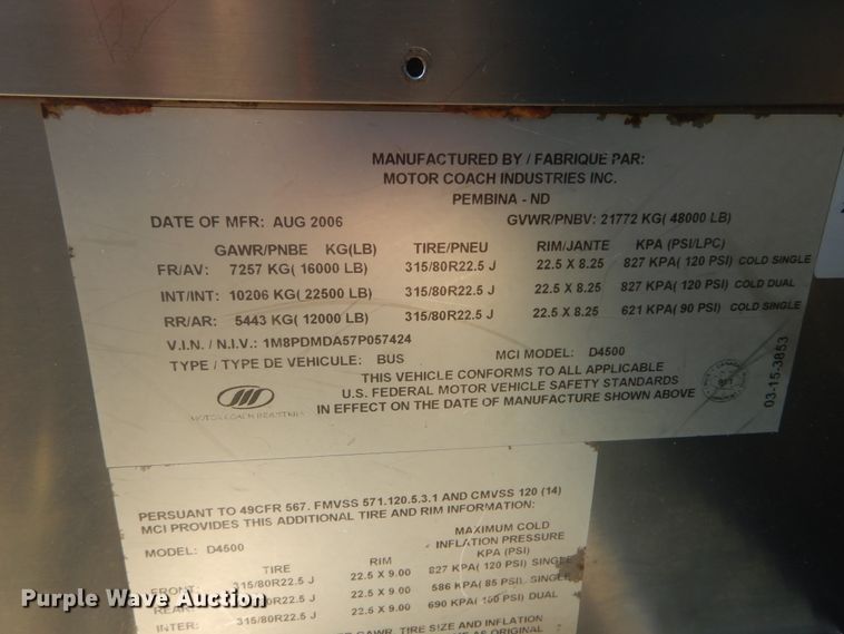 image for item IT9110 2007 MCI 102-DL3  coach bus