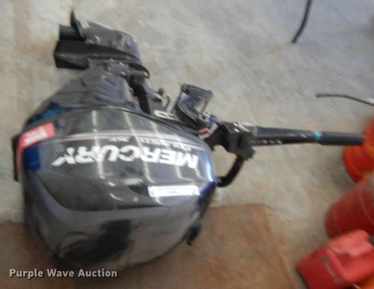 image for item IT9663 Mercury  boat engine