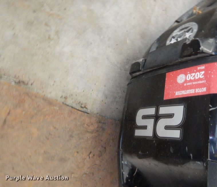 image for item IT9663 Mercury  boat engine