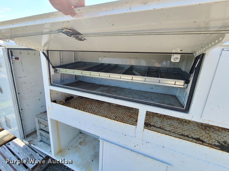 image for item IU9296 Utility / service bed