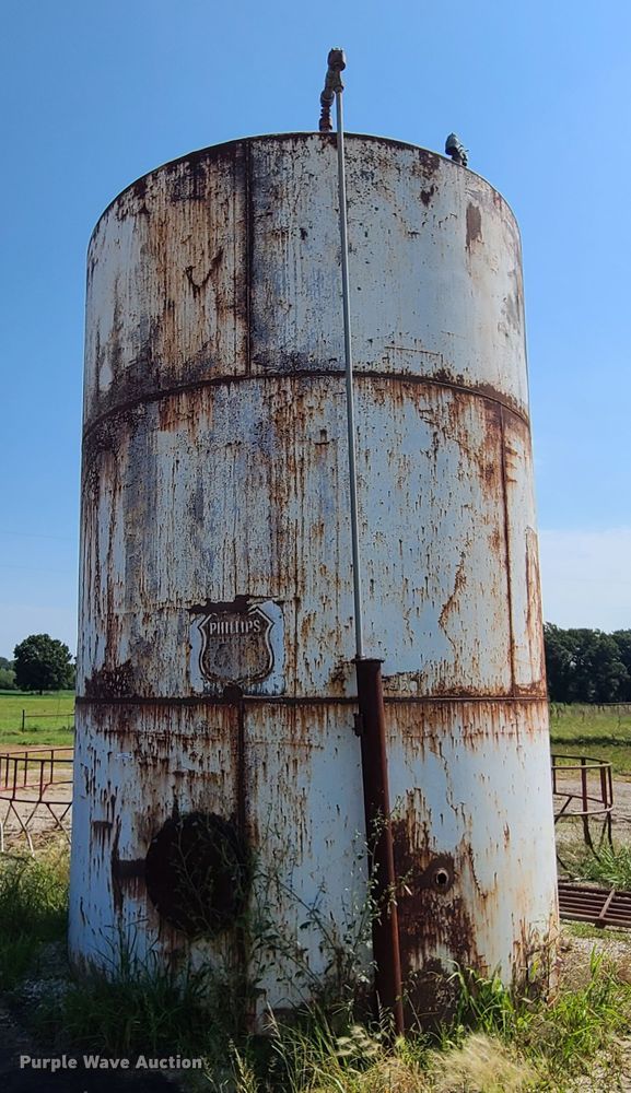 image for item IU9297 Steel tank