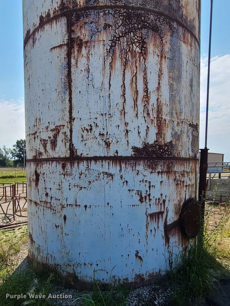 image for item IU9297 Steel tank