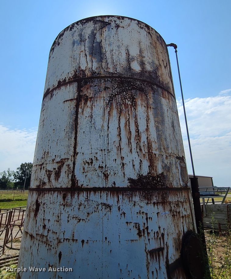 image for item IU9297 Steel tank