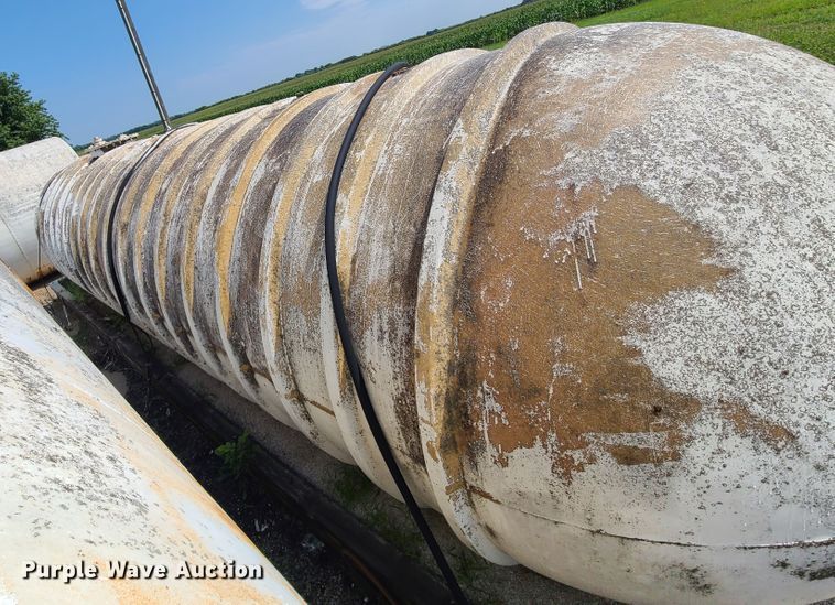 image for item IU9304 Fiberglass tank