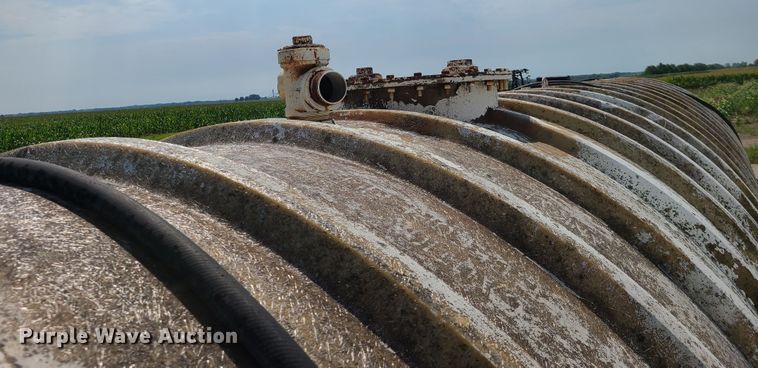 image for item IU9304 Fiberglass tank