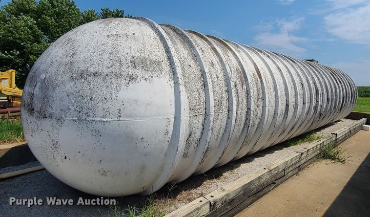 image for item IU9305 Fiberglass tank