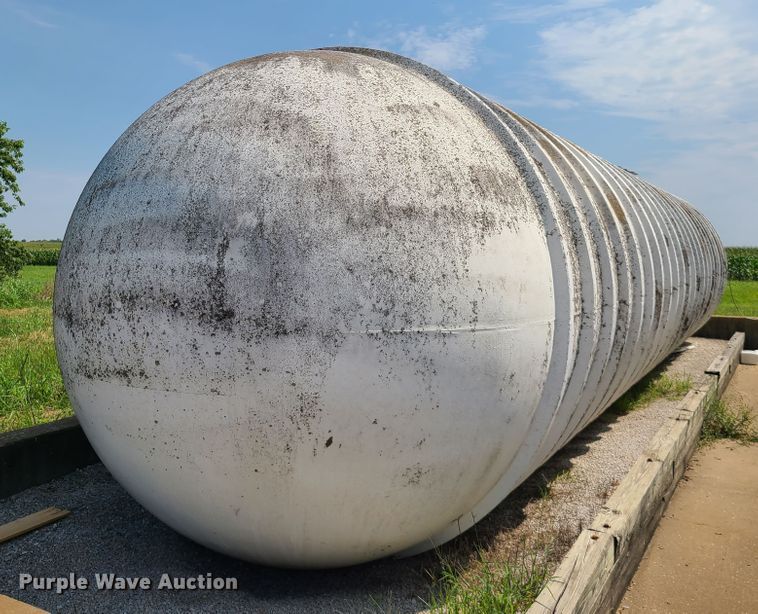 image for item IU9305 Fiberglass tank