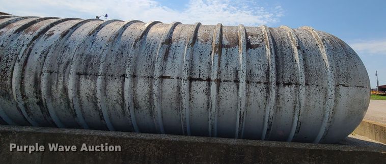 image for item IU9305 Fiberglass tank