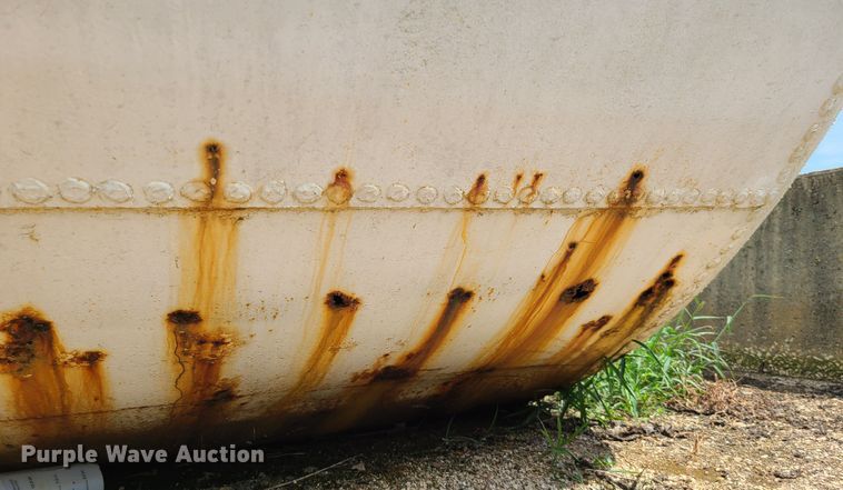 image for item IU9306 Steel tank