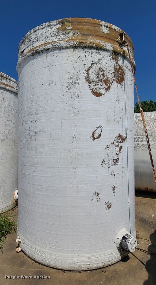 image for item IU9307 Owens Corning  fiberglass tank