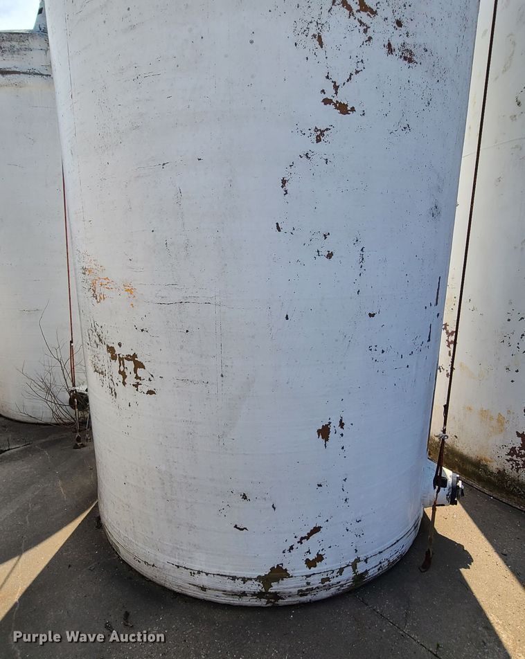 image for item IU9308 Owens Corning  fiberglass tank