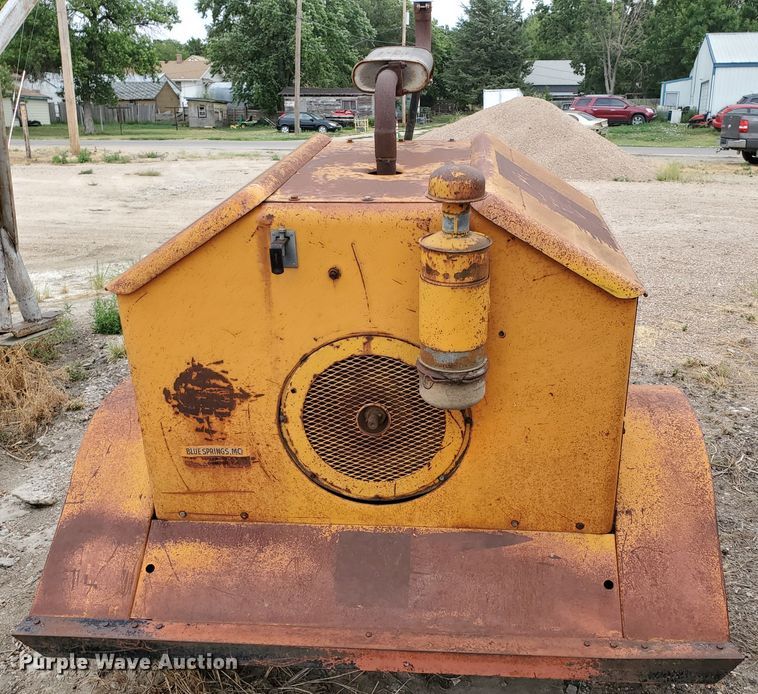 image for item IX9965 Lindsay 80HC  air compressor
