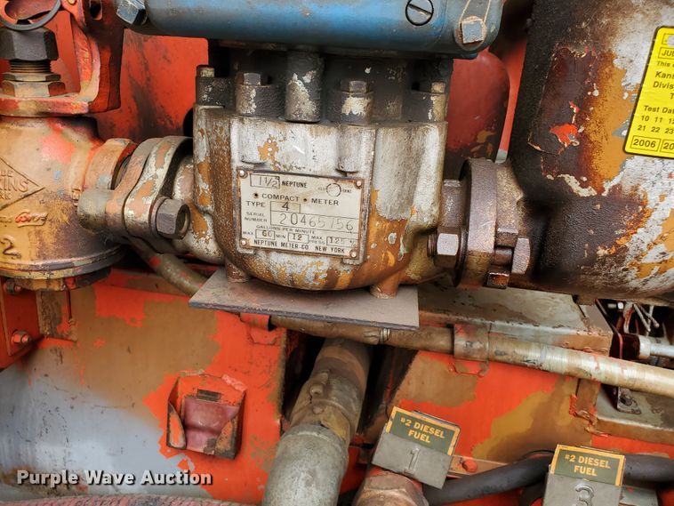 image for item IX9967 1982 International 1754  fuel truck